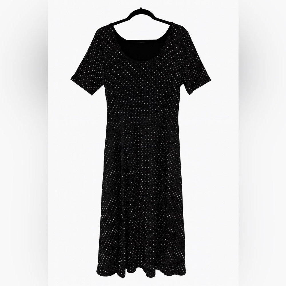 Ronni Nicole size 10 petite slip-on black dress with white polka dots.
